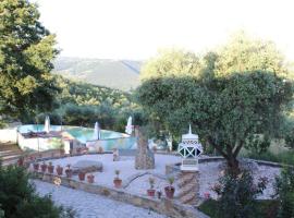 LE PIETRE PARLANTI RESORT & WINERY, resort em Montegabbione