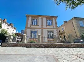 House of Petan