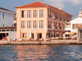 CasaLyma Hotel - Ayvalık، فندق في أيفاليك