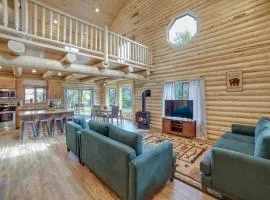 Private Riverside Cabin, Golf Across the Street