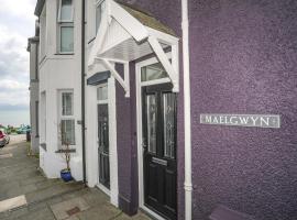 Maelgwyn, pet-friendly hotel in Criccieth