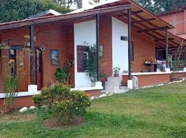 Hermosa cabaña campestre