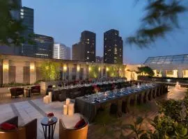 Hilton Beijing - Close to Capital Airport Express Subway & Liangma River located in the Embassy area