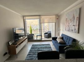 Departamento 1D1B Condominio Altos de Huayquique, παραθεριστική κατοικία στο Ικίκε