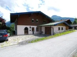Chalet in Neukirchen near Ski Lifts