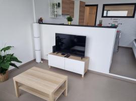 Maisonnette entièrement rénovée, rental liburan di Givet