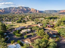 The Saddlerock House - Great Location, Views and Hot Tub!, hotel in Sedona
