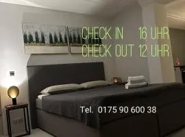 WPA Apartments - Zimmer- Modernes Apartment mit Parkplatz,WiFi,Netflix