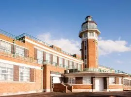 Crowne Plaza Liverpool - John Lennon Airport by IHG