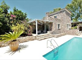 Miss Valentina-Modern Stone Villa in Aegina, holiday rental in Aegina Town