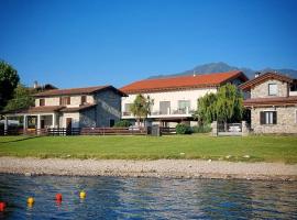Resort le Vele Suites and Apartments, hotel a Domaso