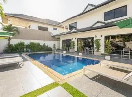Kamala Fantasy Holiday Home - Studio Pool Access Bungalow