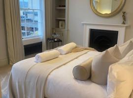 Luxury Georgian Apartment - 5 Minute Walk to Spa, hotel com spa em Bath