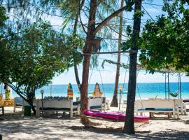 Soul Breeze Beach Resort, hotel in Diani Beach
