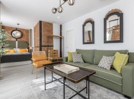 Apartamentos Puerta Elvira Suites 3000, cheap hotel in Granada