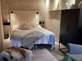 Gamla stallet, cabana o cottage a Helsingborg