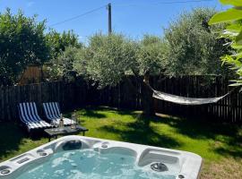 Natuscia Country Villa - Private Jacuzzi - Garden, rumah liburan di Ronciglione