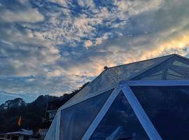 Starlit Dome Mcleodganj, heimagisting í Dharamshala