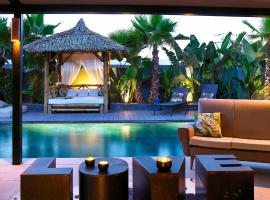 Villa Ha Taew, hotel com banheiras de hidromassagem em Sant Josep de sa Talaia