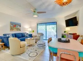 Gulf Breeze Escape with Patio and Community Pool!
