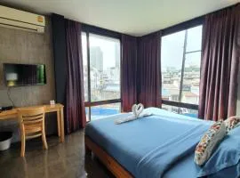 Baan Wualamphong บ้านวัวลำพอง