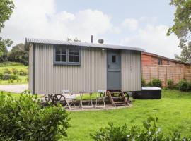 Godrevy Shepherds Hut, vacation rental in Hayle