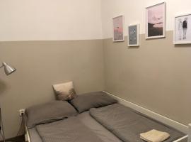 Central - Quiet - Ruin Pubs - NEW Design - AC - 3