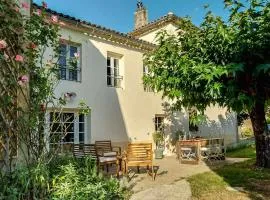 Petit Est - Eco Cottage in large private garden near Saint-Emilion