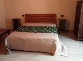 Casa DiBiLeo, budgethotel i Demonte