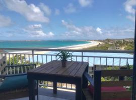 Happy Residence - Orient Beach 09, hotel i Saint Martin