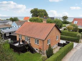 Lovely Home In Sams&oslash; With Wifi, hotel de 4 estrellas en Ballen