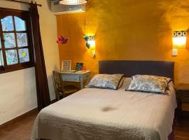 Casalma hospedaje y bienestar, homestay in Salta