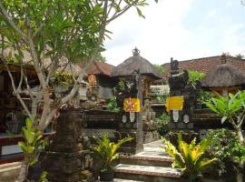 Ubud Tri Upasedana House 2，德哥拉朗的度假住所