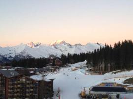 Arcs 1800: 5/6 people Ski Studio view Mont Blanc، فندق في آرك 1800