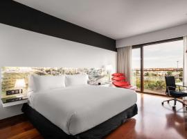 Hilton Madrid Airport โรงแรมใกล้สนามบินอดอลโฟซัวเรซมาดริด-บาราคาส - MADในมาดริด