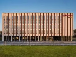 Hampton by Hilton Riga Airport、リガの格安ホテル