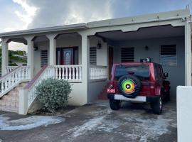 Mountain view Apartment, hotel v Basseterre
