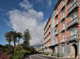 The Britannique Hotel Naples, Curio Collection By Hilton, hotel v Neapoli