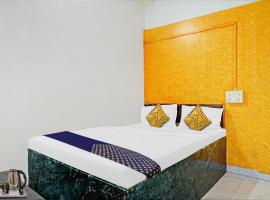 SPOT ON Nisarg Lodging & Boarding, hotel v destinaci Lonavala