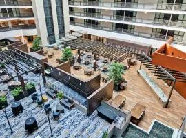 Embassy Suites by Hilton Minneapolis Airport、にあるミネアポリス・セントポール国際空港 - MSPの周辺ホテル