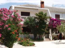 Apartments with parking spaces Povljana, Pag - 228