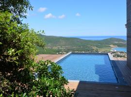 Le Tomino, hotel v destinaci Macinaggio