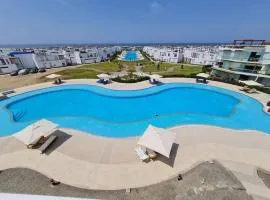 Departamento de Playa (con piscina propia) en km 107 Asia, Lima