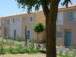 House with AC, between inland and sea