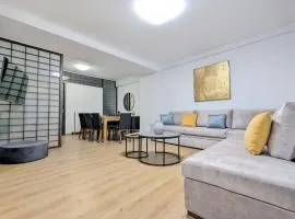 Athens Divas King Suite