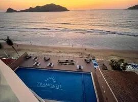 Hermoso Departamento A Pie De Playa Ubicado En Zona Dorada Torre Tramonto