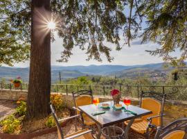 ISA-Farmhouse with swimming-pool in Chianti-area in the middle of Tuscan nature, apartmán v destinaci Pelago