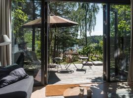 Sea view Myttinge, chata v destinaci Värmdö