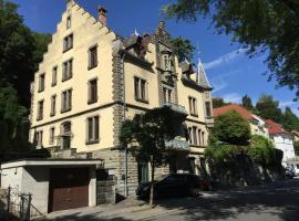 Zum Hölltor: Überlingen şehrinde bir otel