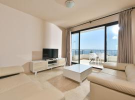 Apartamento con vistas al mar y parking incluido, vakantiewoning aan het strand in Torrox Costa